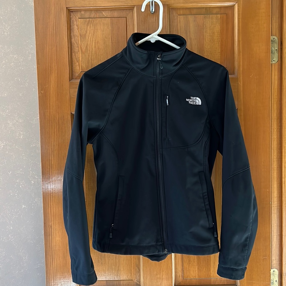 Women’s north face fleece lined waterproof coat